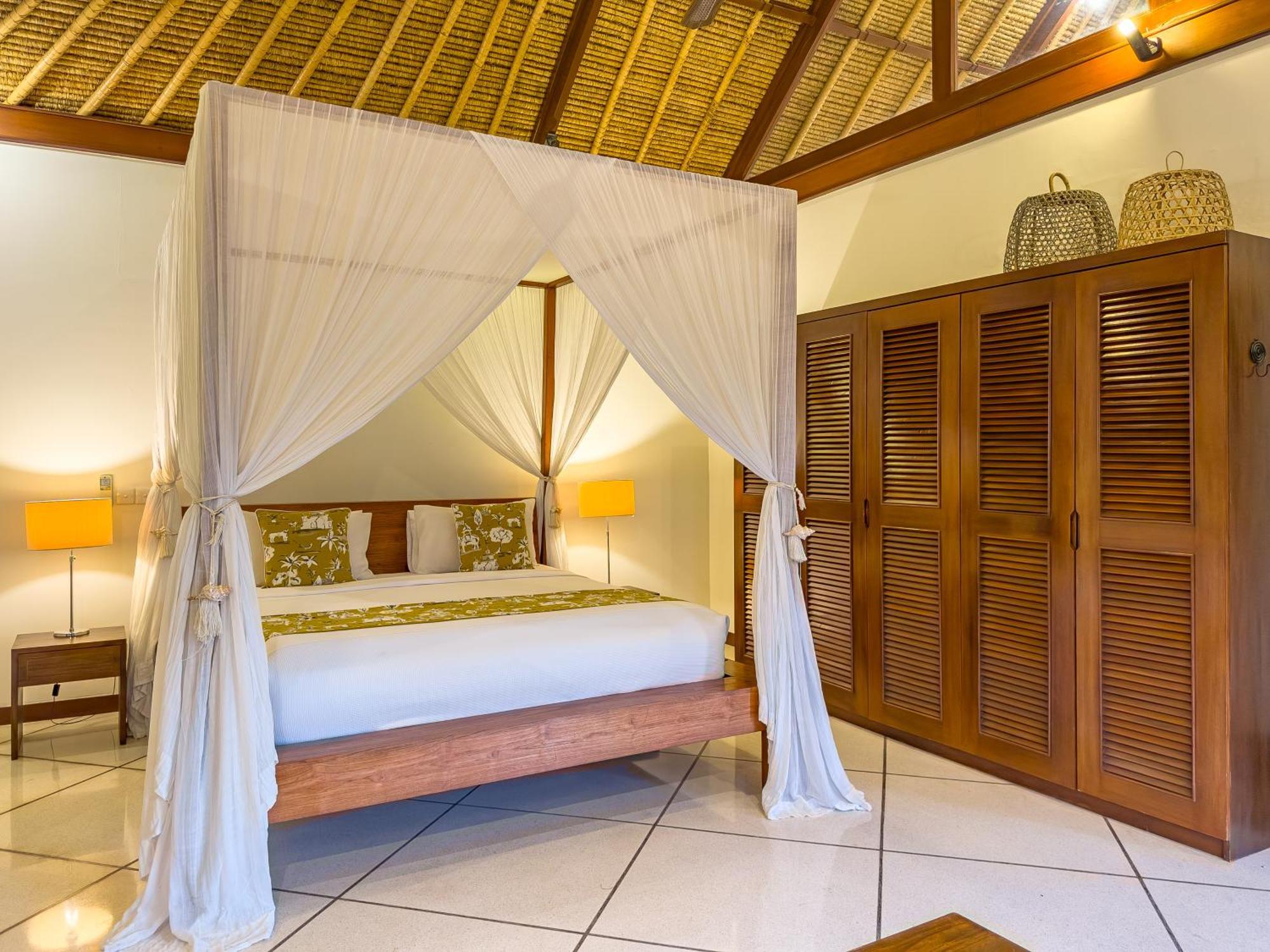 Villa Bugis Drupadi Seminyak ห้อง รูปภาพ