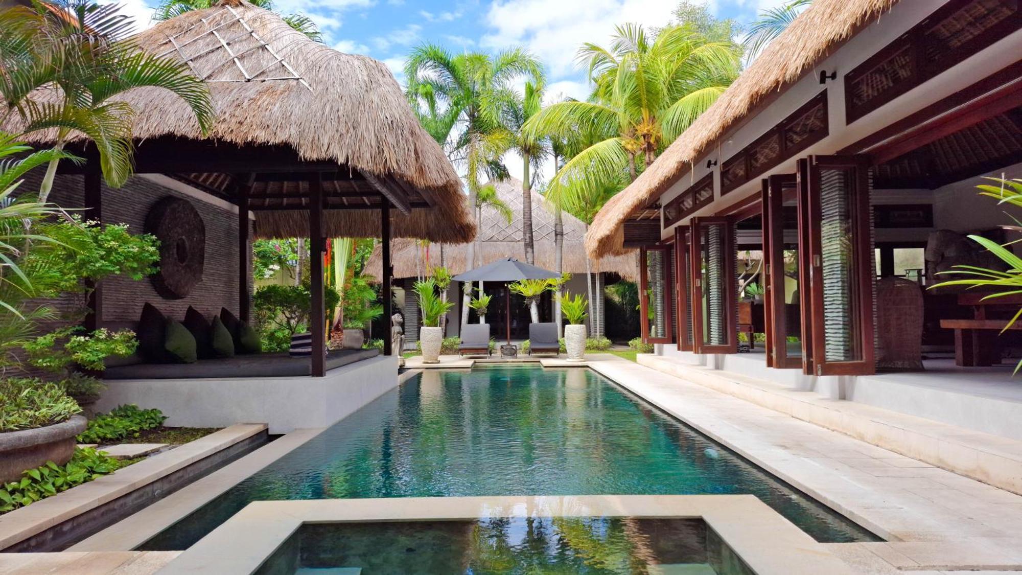 Villa Bugis Drupadi Seminyak ภายนอก รูปภาพ
